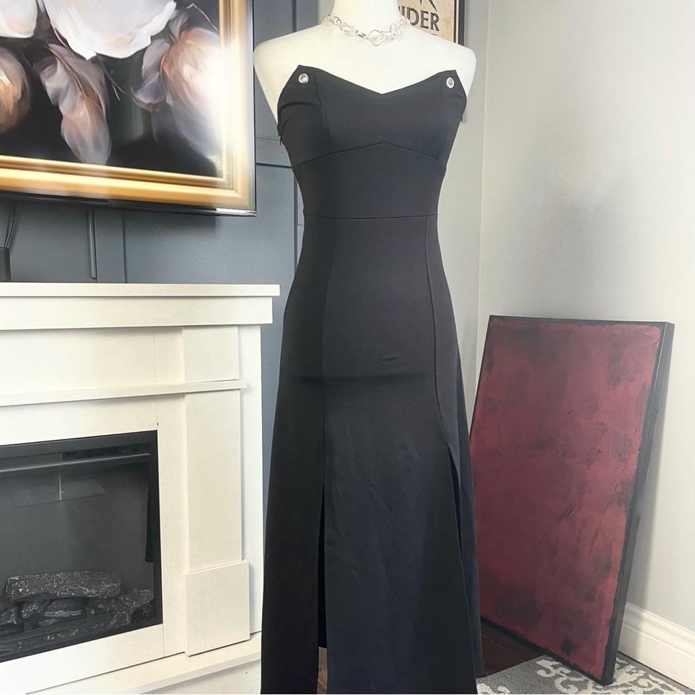 Black Strapless Slit Dress S